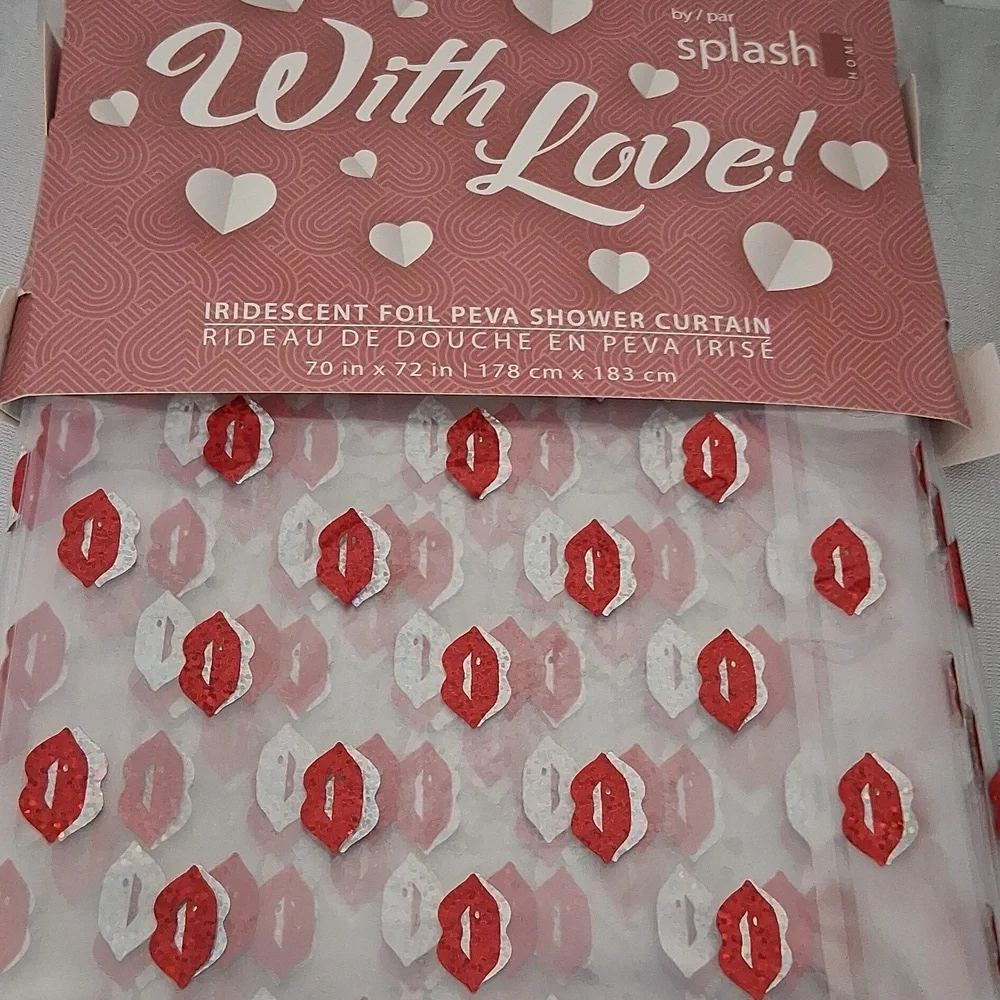 2004 Splash Love Shower Curtain with Lips Red and White Design NWT